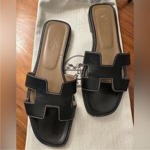 Hermes Oran sandal